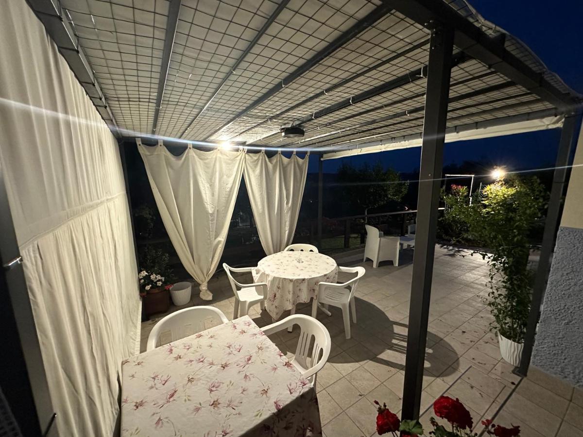 Il Gruccione Acomodação com café da manhã Sant'Omero Exterior foto