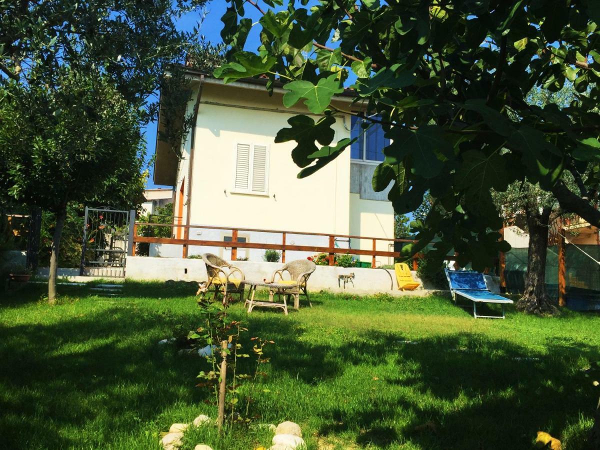 Il Gruccione Acomodação com café da manhã Sant'Omero Exterior foto